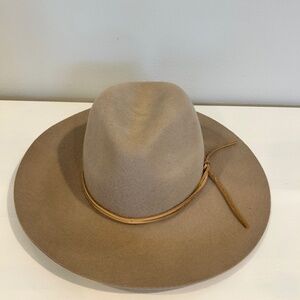 NWT Phenix Wide Brim Hat - Tan